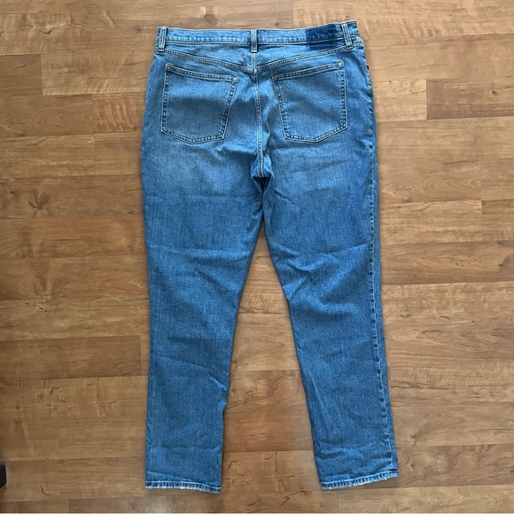 A&F Women’s High Rise Skinny Jeans - Picture 4 of 4